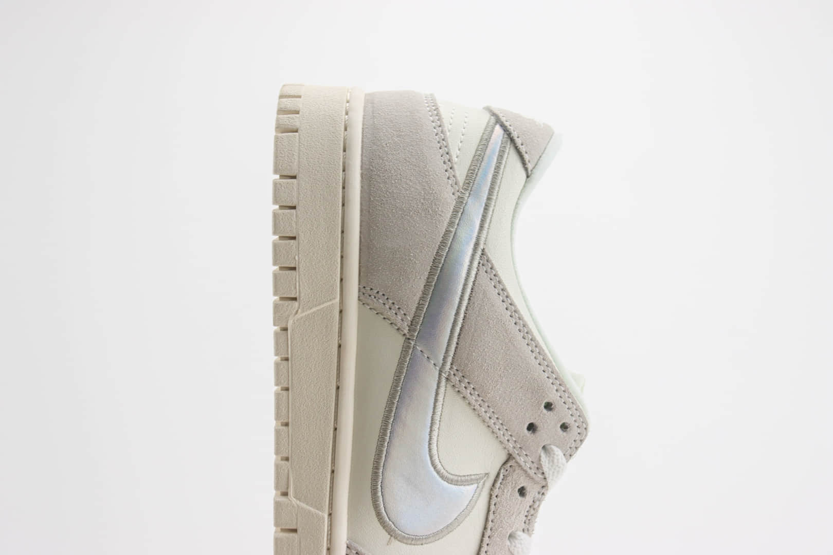 耐克Nike SB Dunk Low纯原版本低帮SB Dunk米灰色滑板板鞋 莆田天花板Dunk 货号:HF5074-133