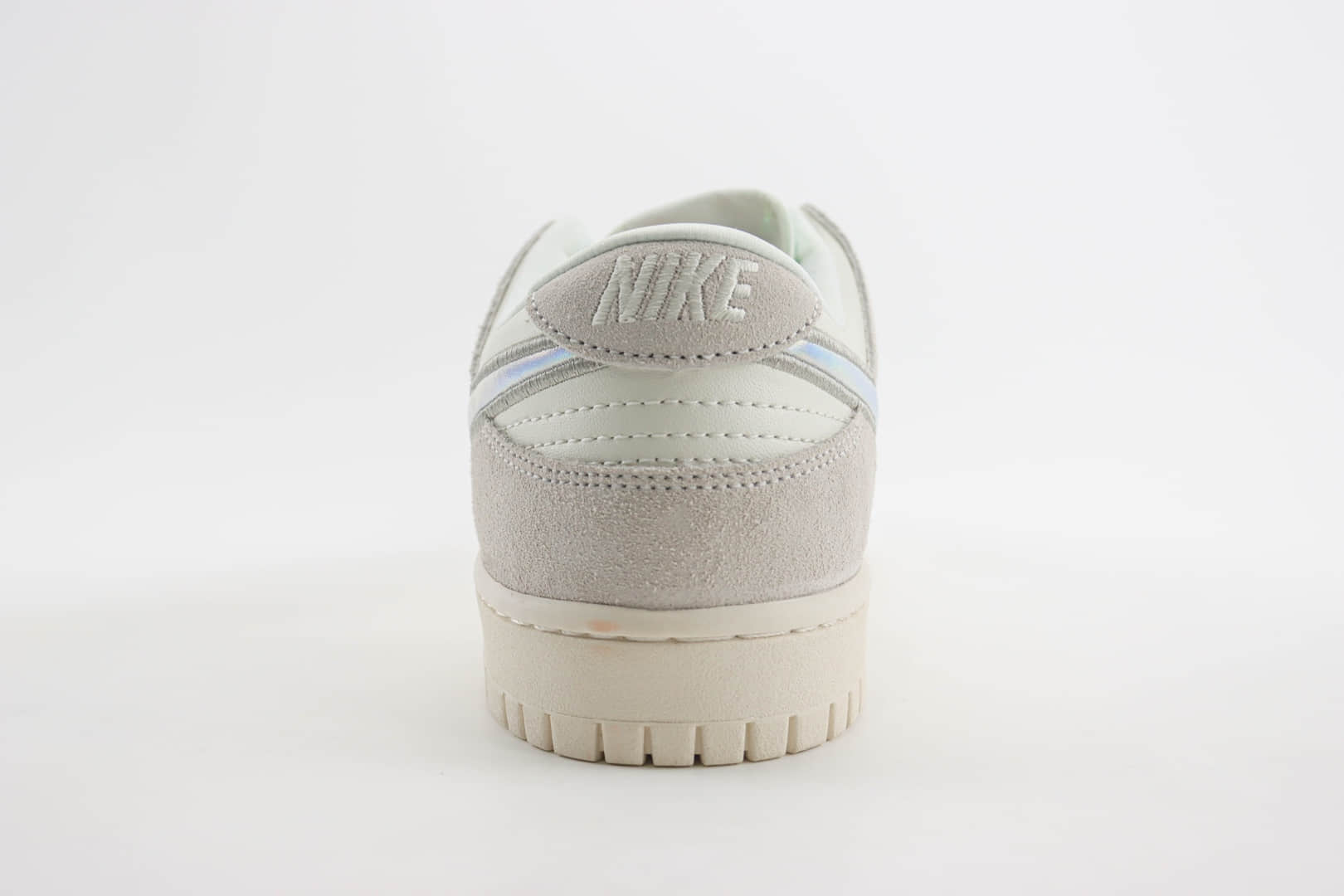 耐克Nike SB Dunk Low纯原版本低帮SB Dunk米灰色滑板板鞋 莆田天花板Dunk 货号:HF5074-133