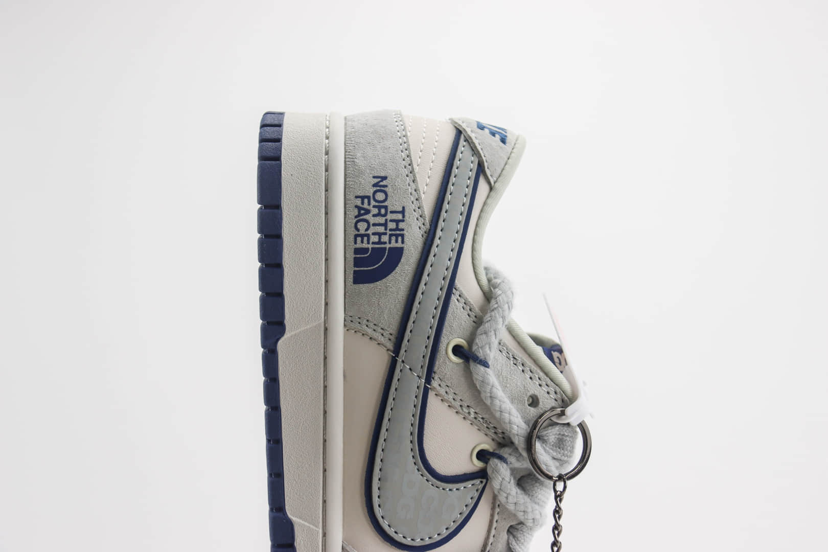 耐克Nike SB Dunk Low纯原版本北面联名灰白蓝解构绑带板鞋 莆田天花板Dunk 货号：XX2025-311