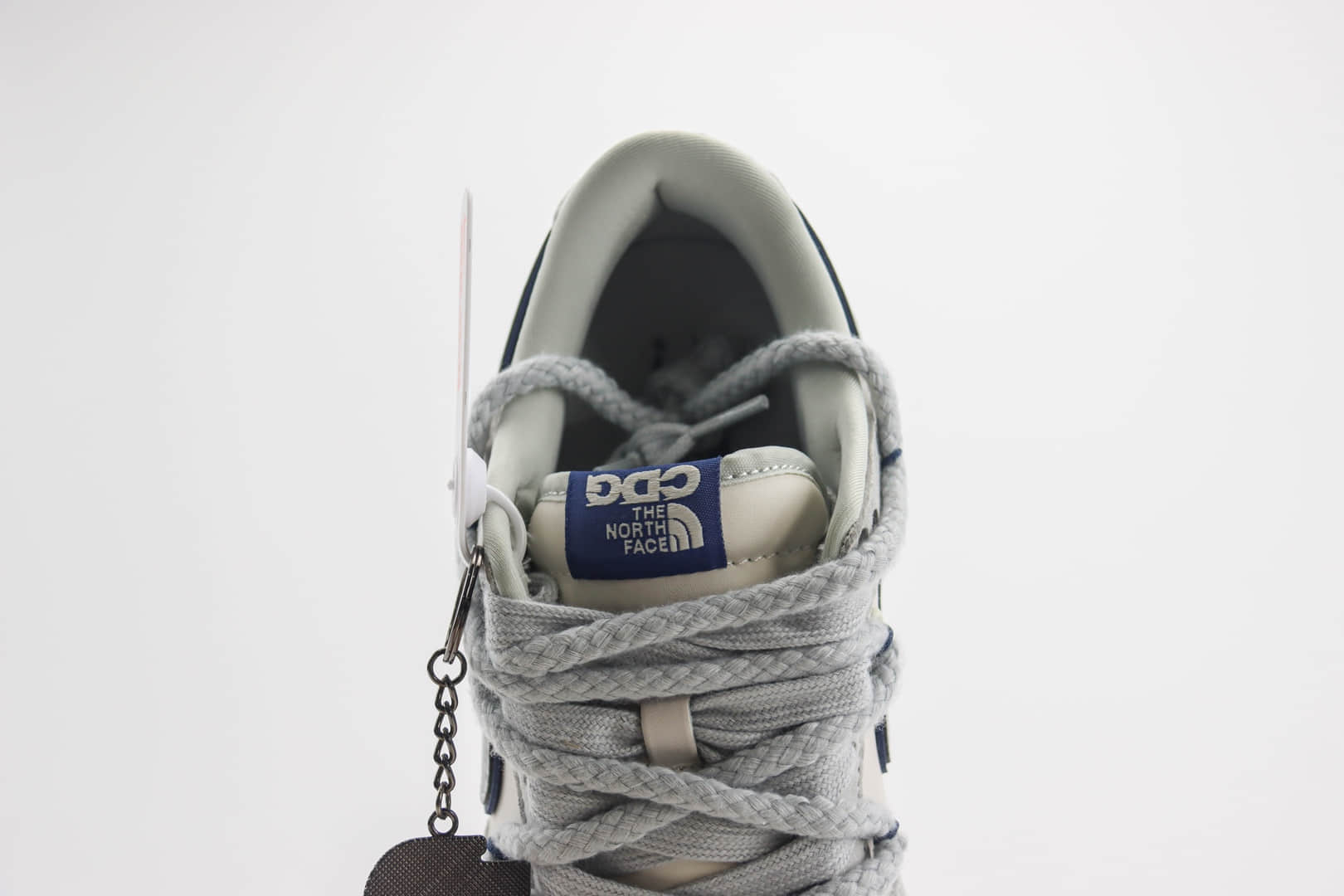 耐克Nike SB Dunk Low纯原版本北面联名灰白蓝解构绑带板鞋 莆田天花板Dunk 货号：XX2025-311