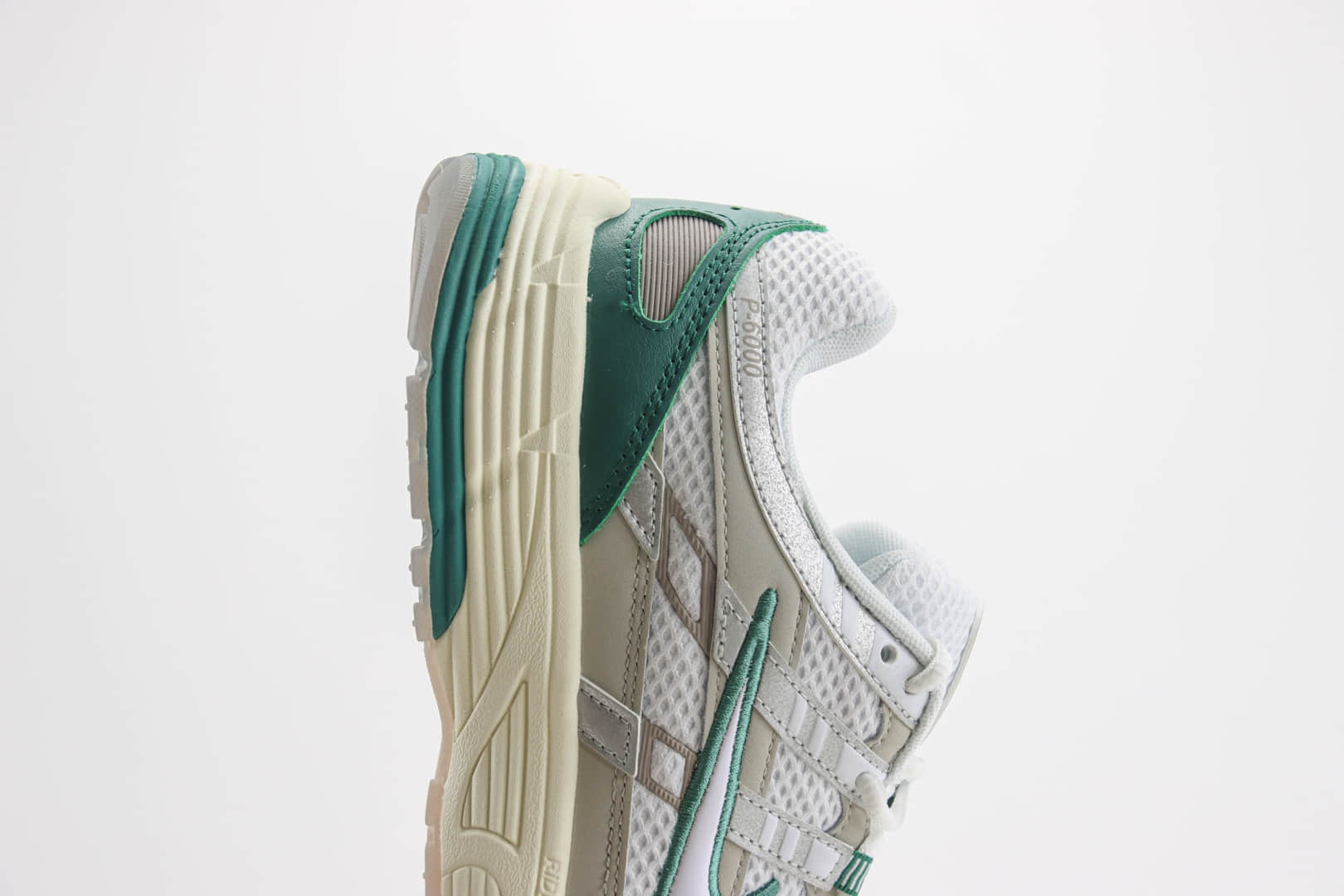 耐克Nike Initiator Running P-6000纯原版本白灰绿韩系老爹鞋 莆田耐克批发 货号：HF4308-072