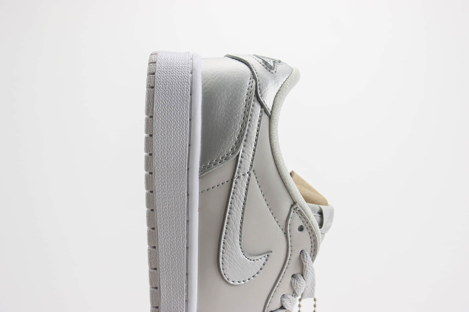 乔丹Air Jordan 1 Low纯原版本低帮AJ1灰银色篮球鞋 莆田AJ货源 货号：CZ0790-002