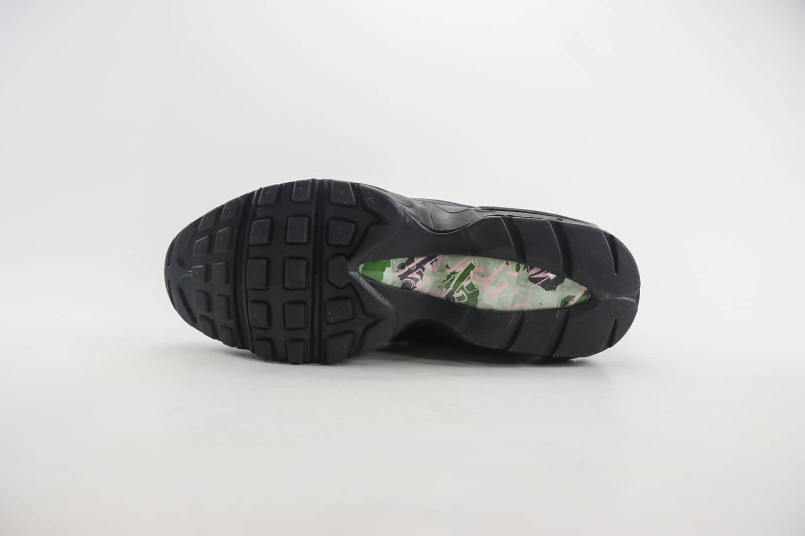 耐克Nike Air Max 95纯原版本黑紫色气垫跑鞋 莆田耐克货源 货号:FB2709-001