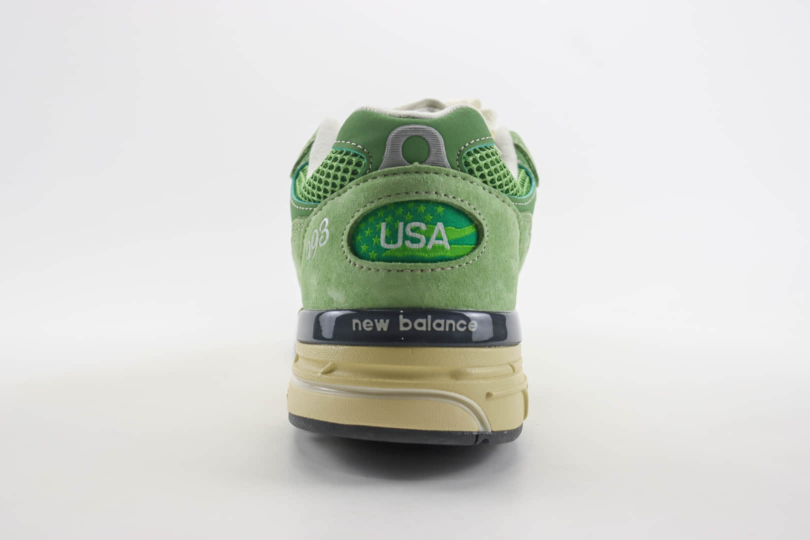 新百伦New Balance 993纯原版本NB993青草绿美产复古跑鞋 莆田新百伦货源 货号：U993GW
