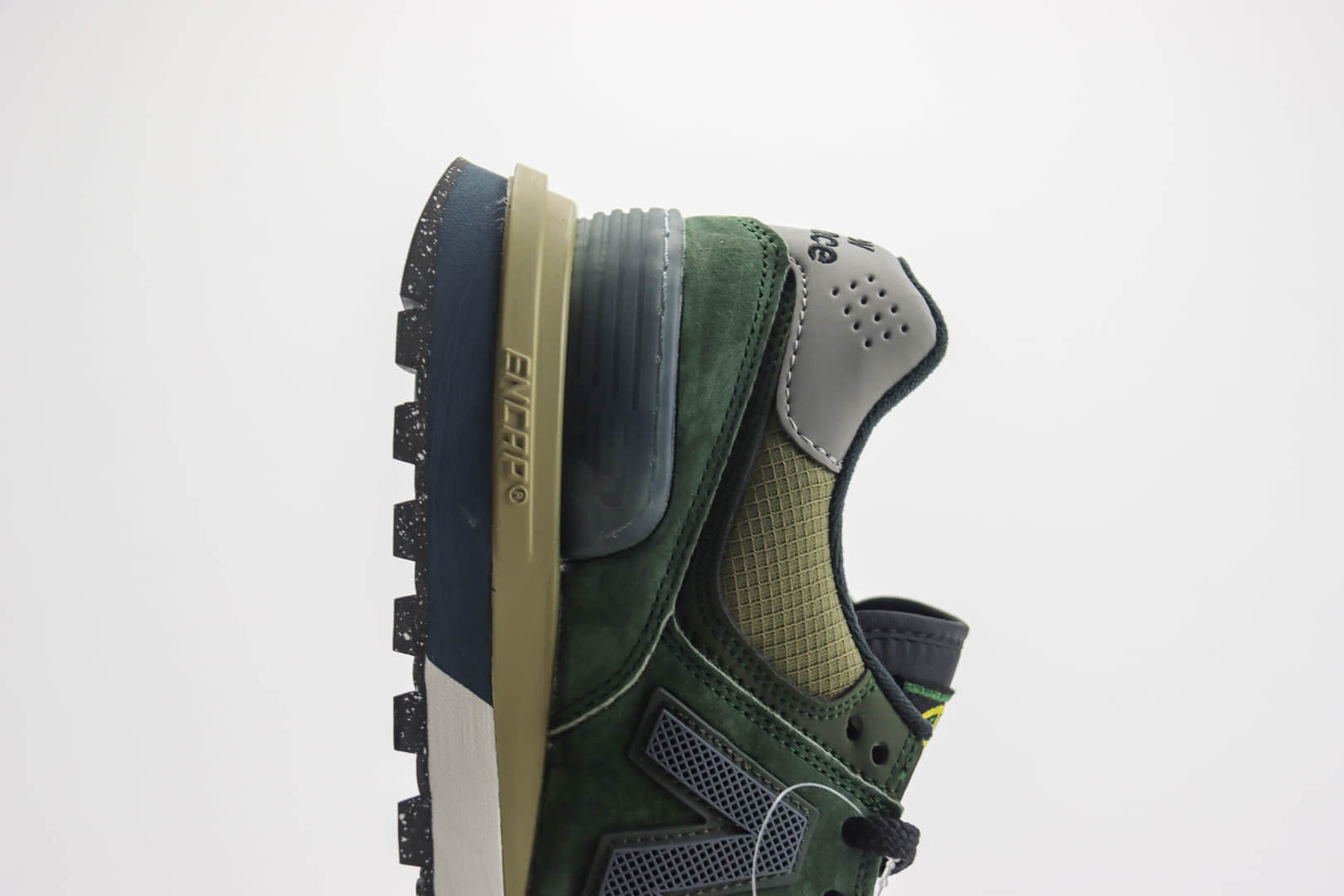 新百伦New Balance 574纯原版本墨绿色NB574复古运动鞋 莆田新百伦货源 货号：U574LGIL