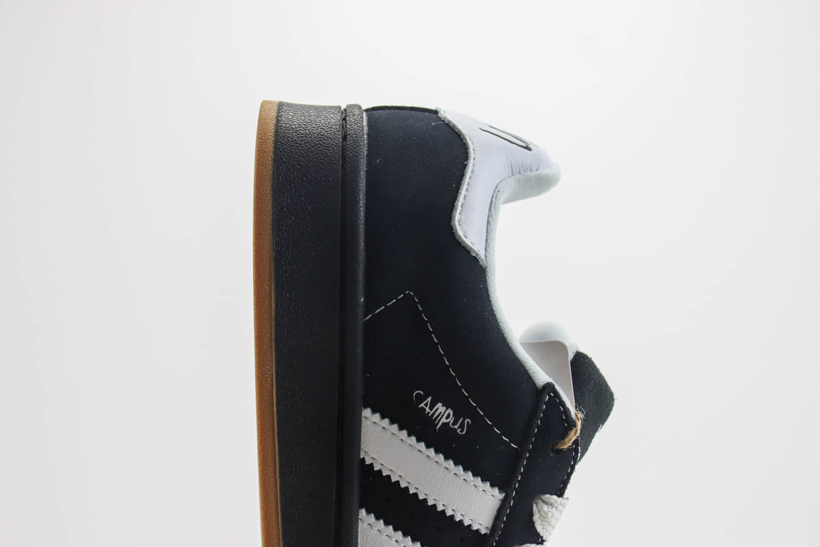 阿迪达斯Korn x adidas originals Campus 00S纯原版本三叶草联名Korn黑白面包鞋 莆田阿迪达斯货源 货号:IG0792