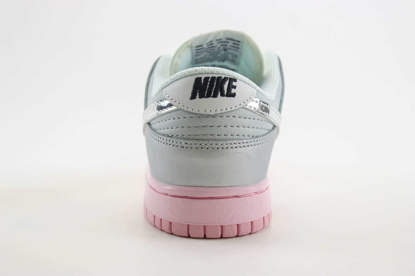 耐克Nike SB Dunk Low纯原版本低帮SB Dunk灰银粉滑板板鞋 莆田耐克工厂 货号:HM3698-006