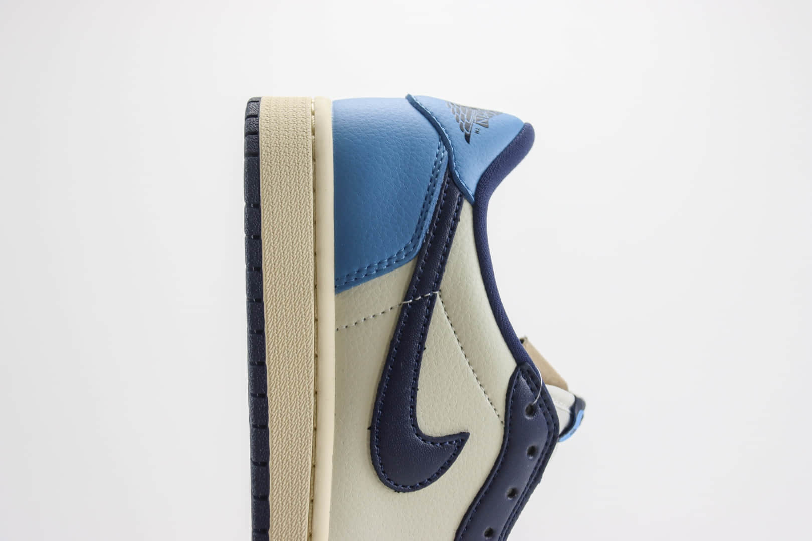 乔丹Air Jordan 1 Low纯原版本低帮AJ1黑曜石篮球鞋 莆田AJ货源 货号:CZ0790-400