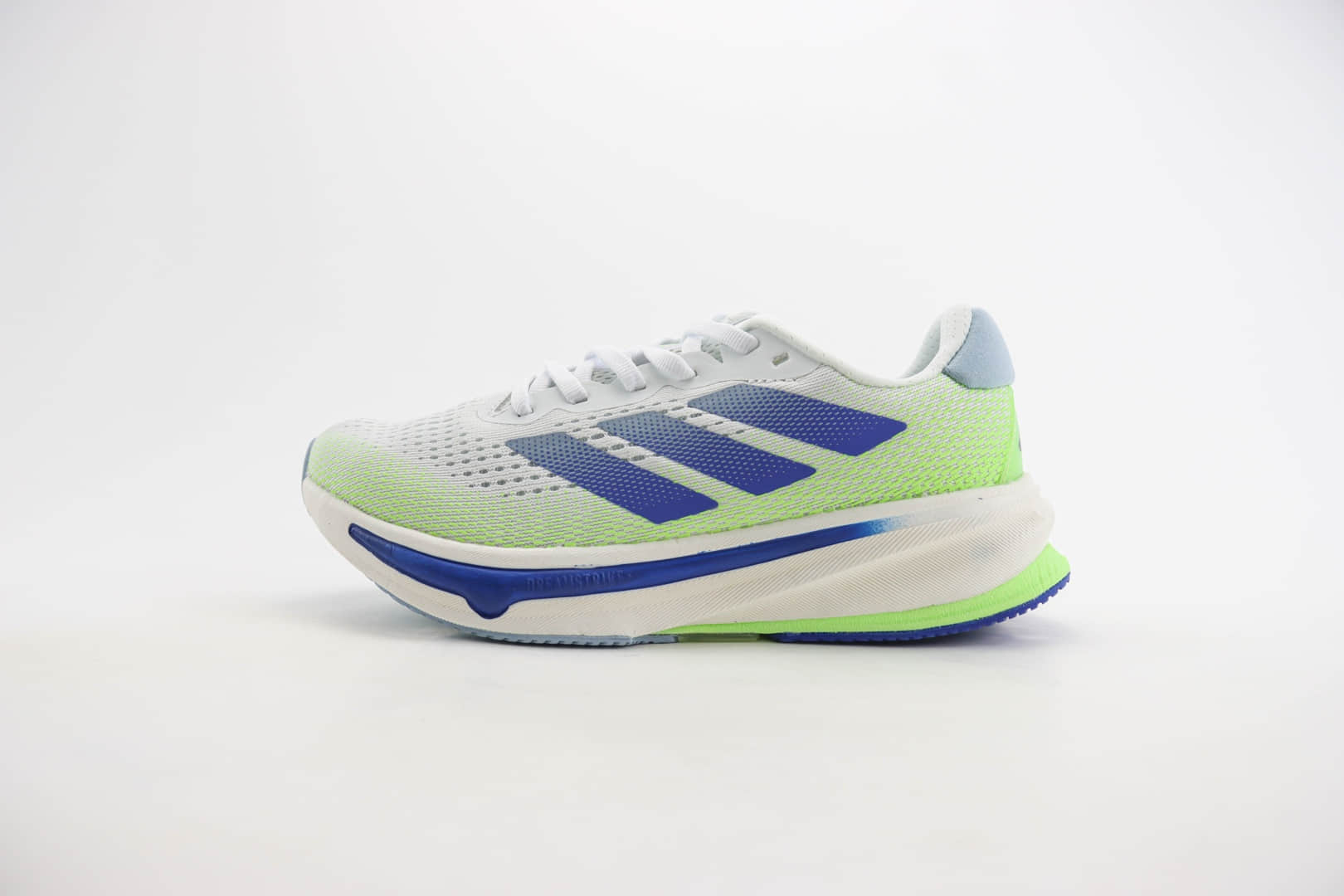 阿迪达斯adidas Supernova Rise M纯原版本白蓝绿轻跑鞋 莆田阿迪达斯货源 货号：IF3015