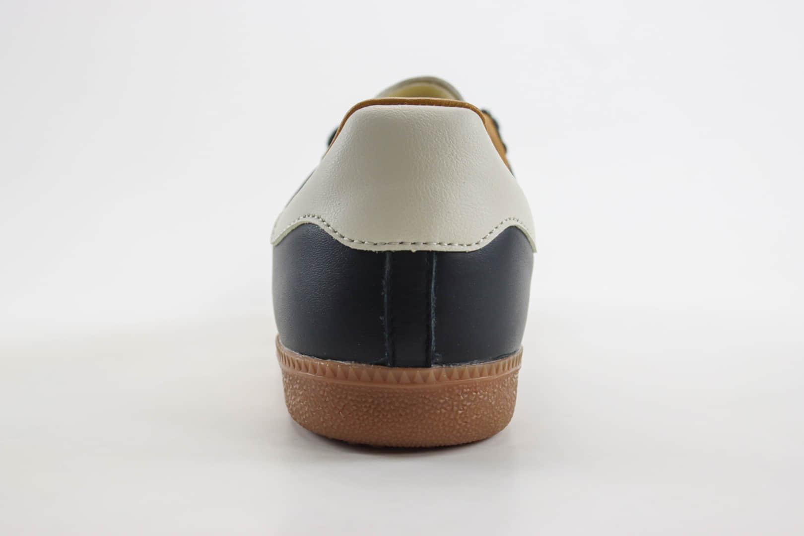 阿迪达斯JJJJound x adidas Originals Samba OG纯原版本黑白生胶桑巴板鞋 莆田阿迪达斯代理 货号:ID8707