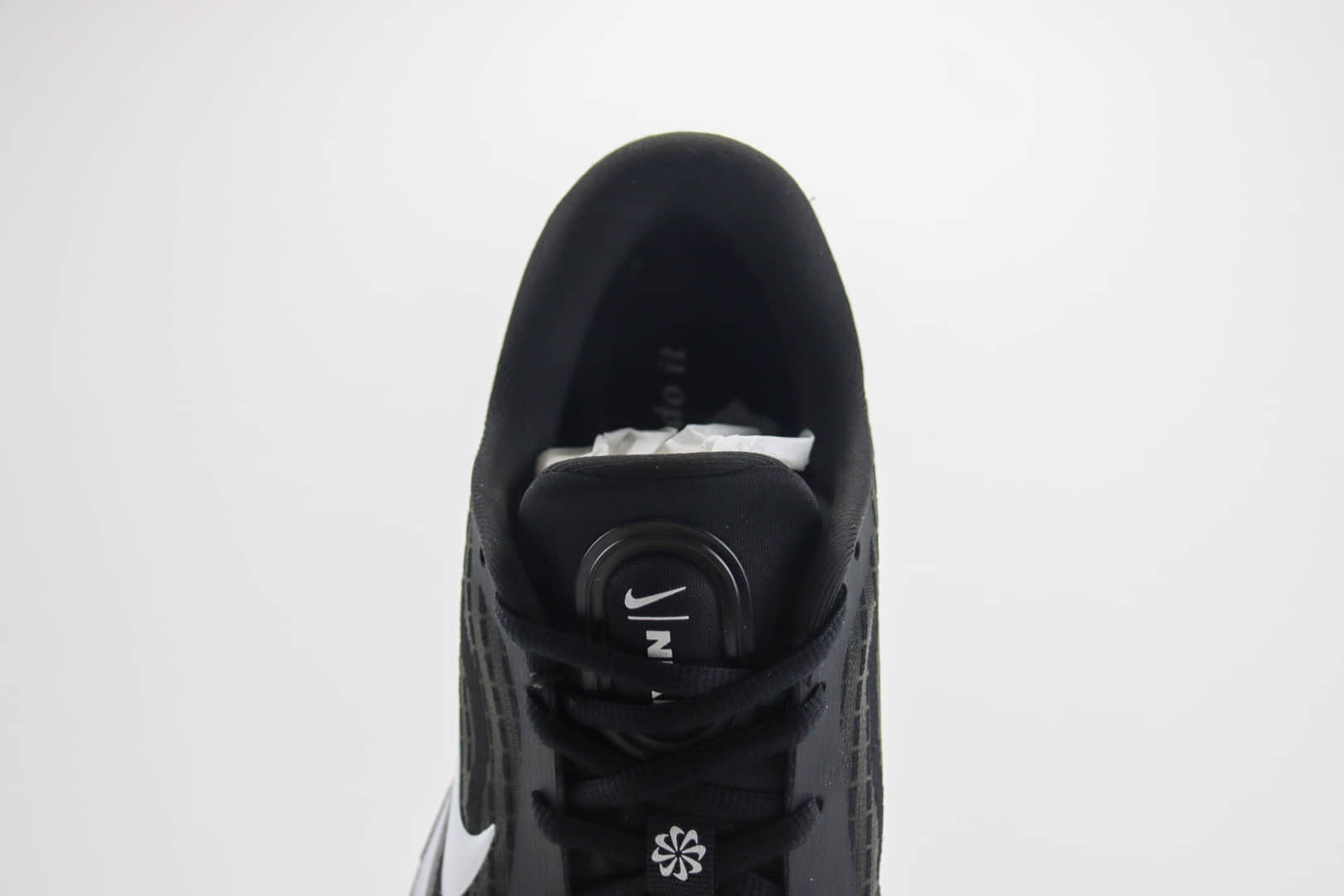 耐克Nike Journey Run纯原版本黑白马拉松跑鞋 莆田耐克货源 货号：FN0228-001