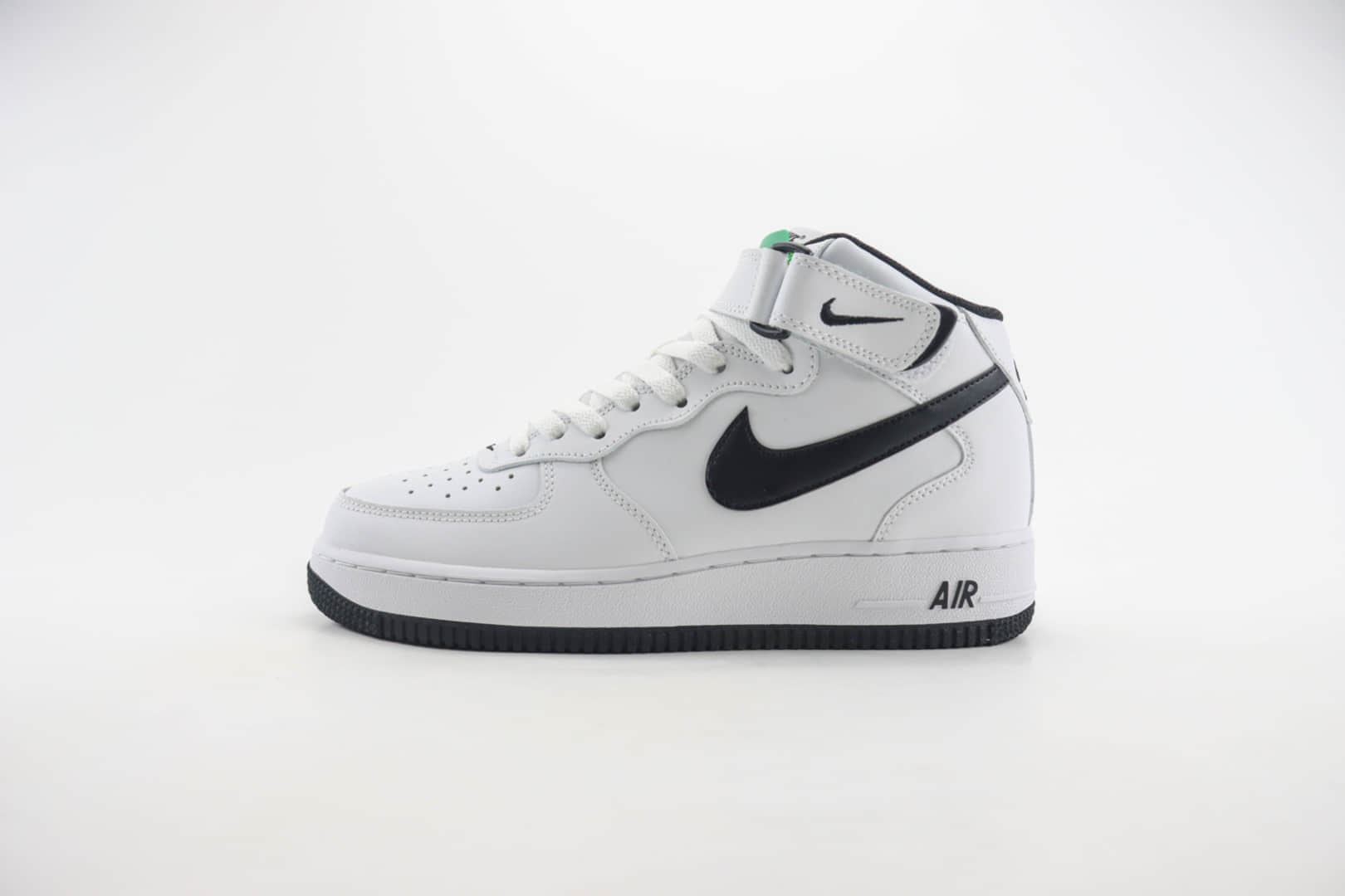 耐克Nike Air Force 1 Mid纯原版本空军一号中帮AF1白黑板鞋 莆田耐克货源 货号:DV0806-101