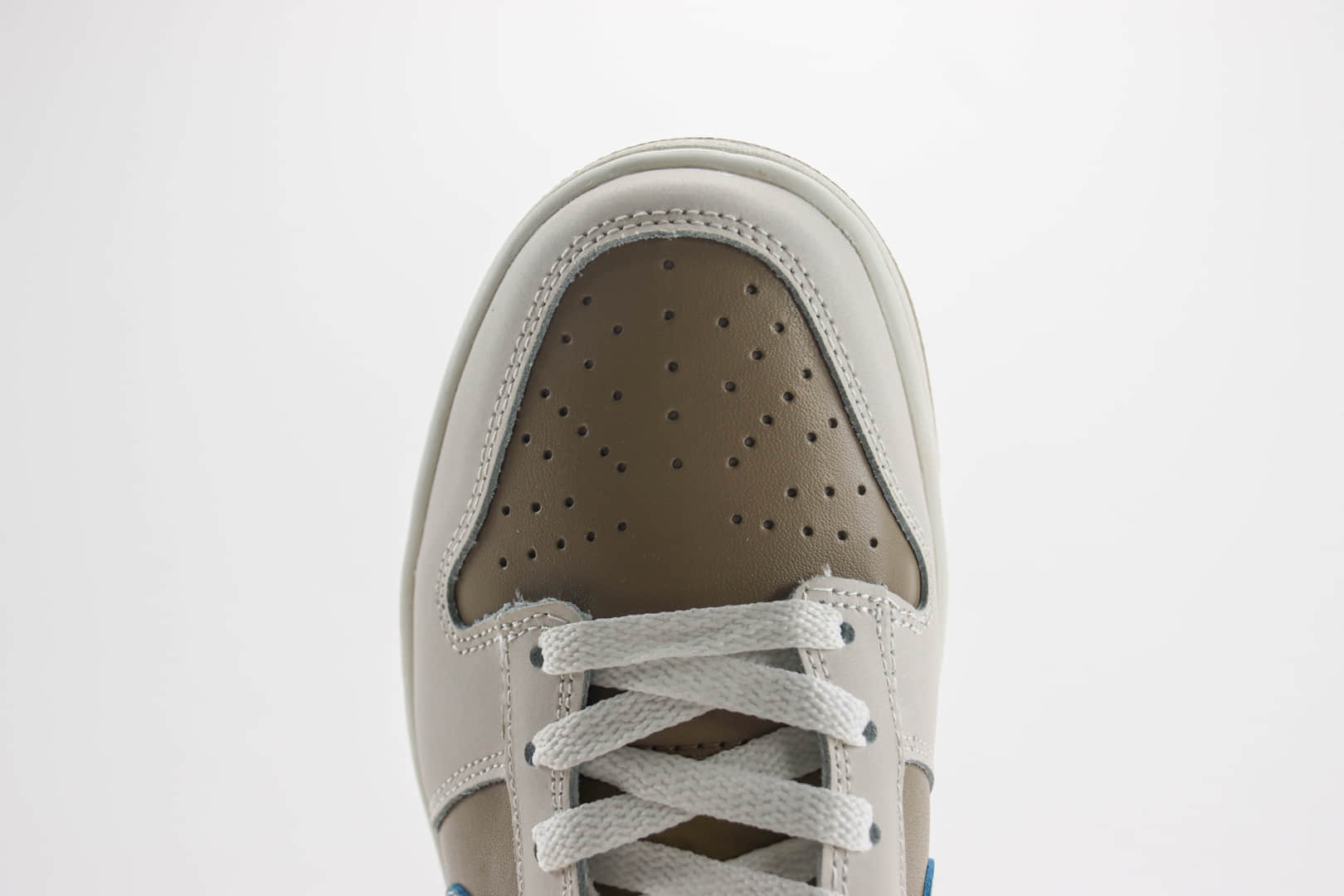 耐克Nike SB Dunk Low纯原版本低帮SB Dunk灰咖蓝滑板板鞋 莆田耐克货源 货号：HQ1175-240