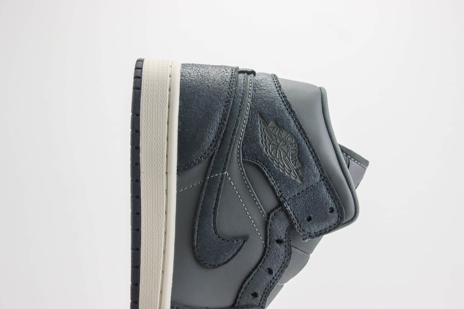 乔丹Air Jordan 1 Mid纯原版本太空灰AJ1爆裂纹中帮板鞋 莆田AJ货源 货号:FJ3448-001