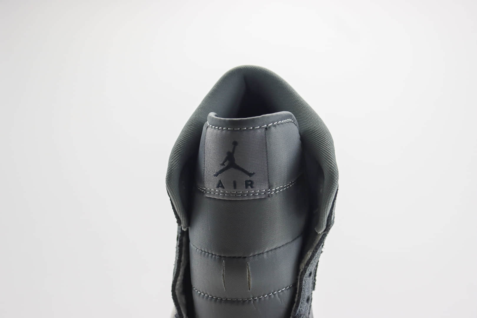 乔丹Air Jordan 1 Mid纯原版本太空灰AJ1爆裂纹中帮板鞋 莆田AJ货源 货号:FJ3448-001