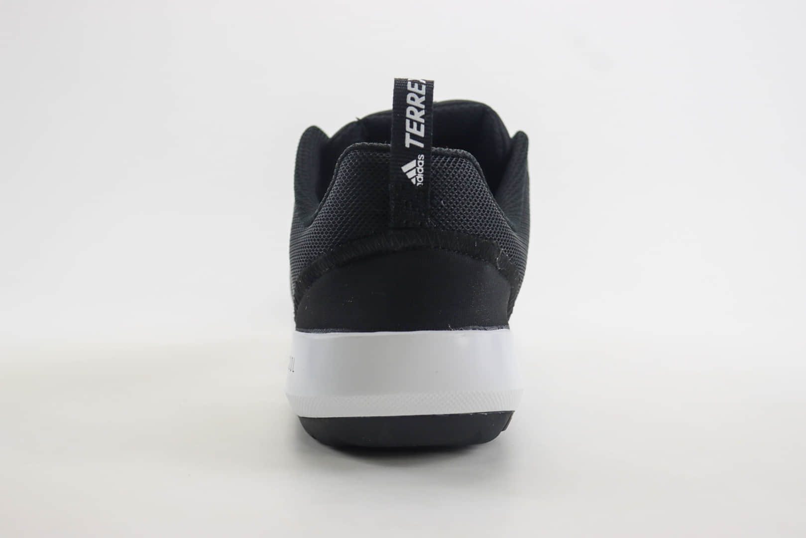 阿迪达斯adidas Terrex Boat S.rdy纯原版本黑白户外溯溪鞋 莆田阿迪达斯货源 货号：BC0506