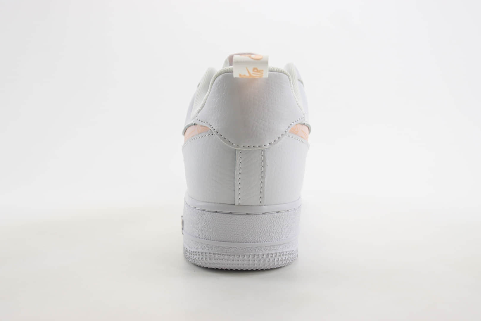 耐克Nike Air Force 1纯原版本空军一号白粉橙色AF1低帮板鞋 莆田耐克代理 货号：FB8971-700