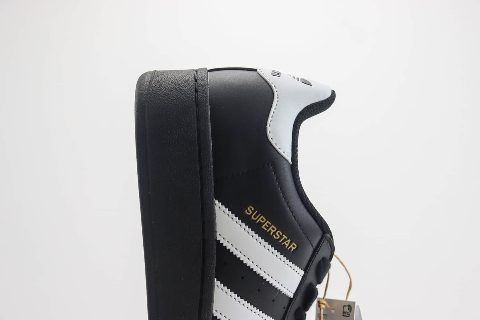 阿迪达斯adidas Originals Superstar XLG纯原版本贝壳头黑白金标板鞋 莆田阿迪达斯货源 货号:IG9777