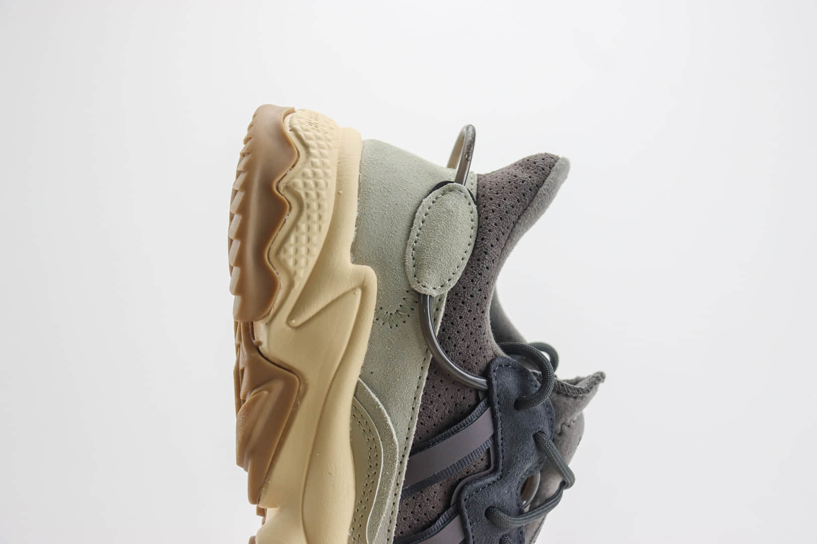 阿迪达斯adidas Ozweego TR纯原版本莫兰迪水管复古老爹鞋 莆田阿迪达斯货源 货号：IF8577