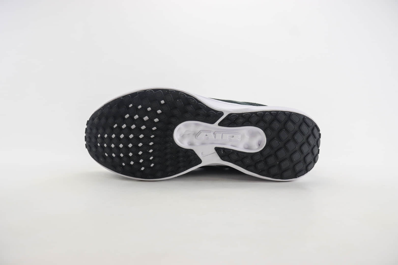 耐克Nike Air Zoom Winflo 11纯原版本黑白网面透气跑鞋 莆田耐克货源 货号：FJ9509-001