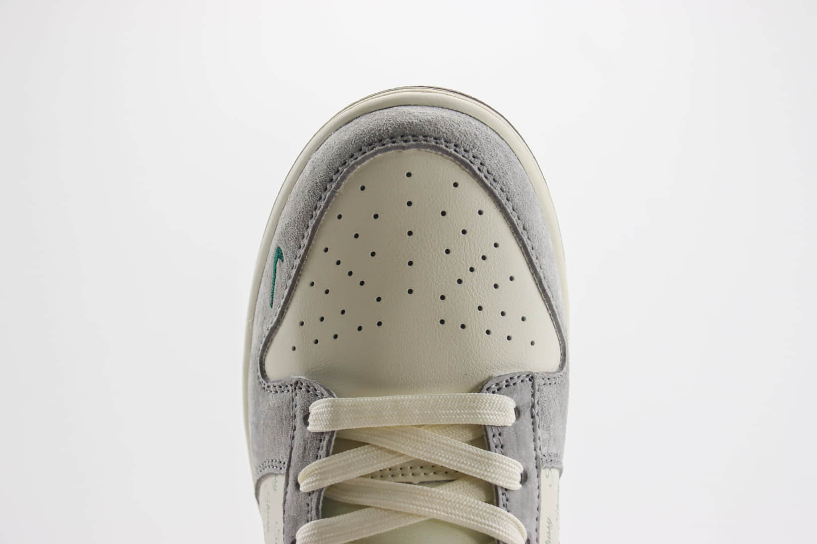 耐克Stussy x Nike SB Dunk Low纯原版本斯图西联名SB Dunk白灰绿双勾板鞋 莆田复刻鞋货源 货号:CF3688-007