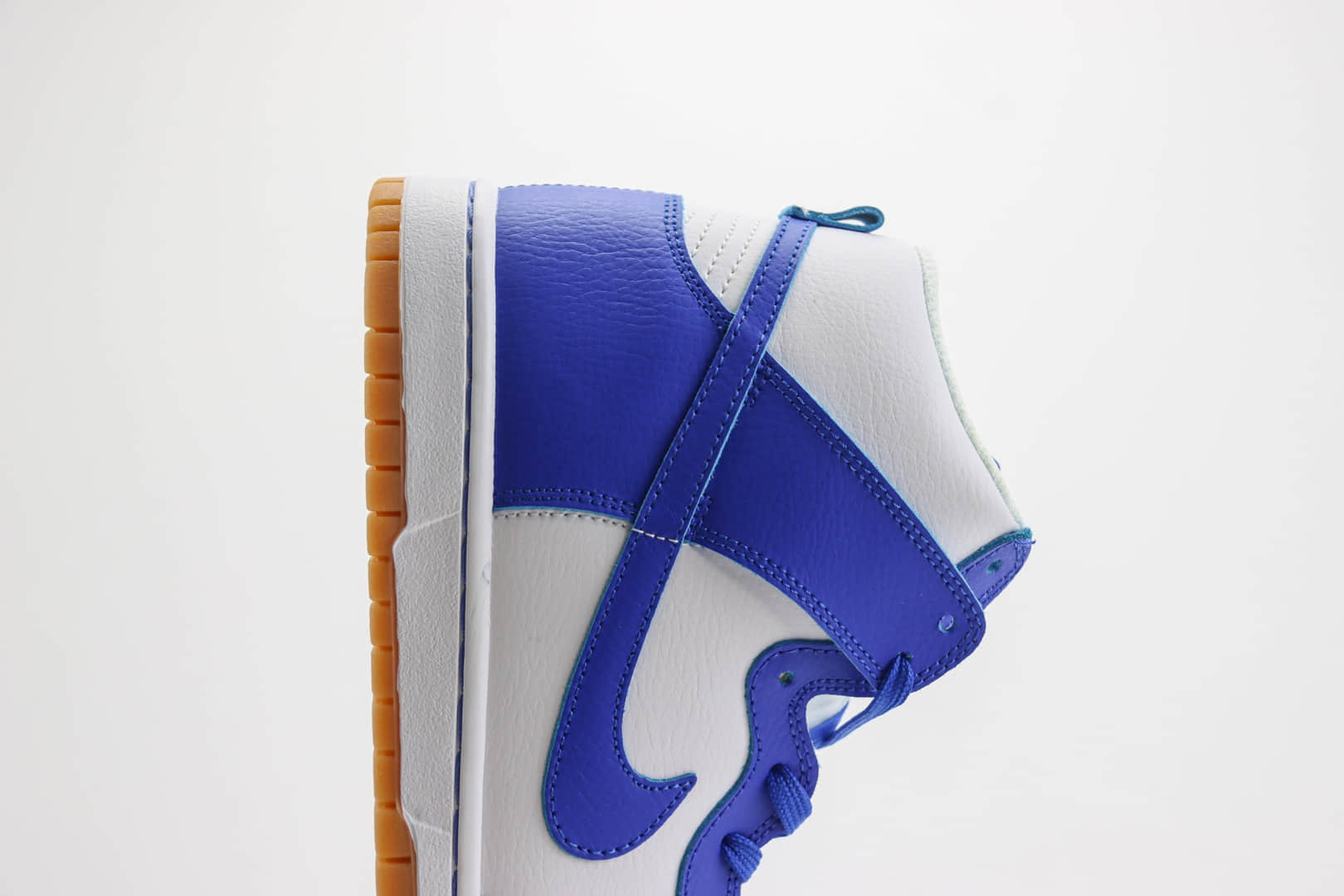 耐克Nike SB Dunk High纯原版本高帮SB Dunk白蓝板鞋 莆田耐克货源 货号:FV6612-001