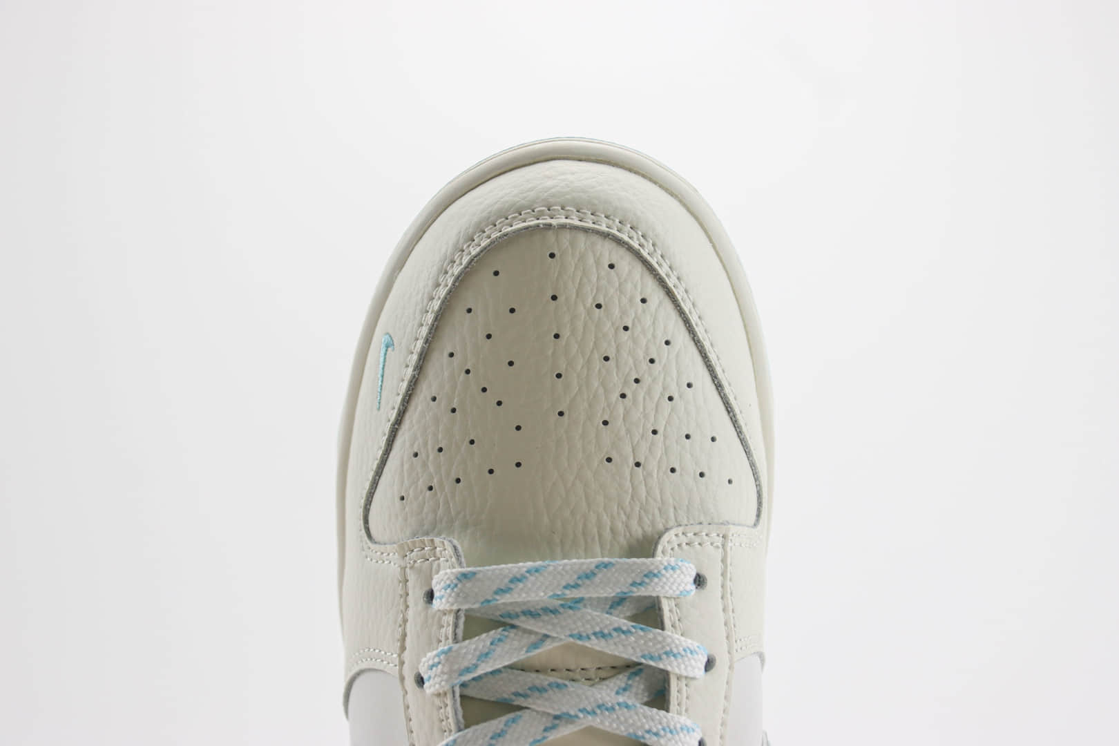 耐克Nike SB Dunk Low纯原版本低帮SB Dunk米白蓝板鞋 莆田耐克货源 货号:KK1888-009