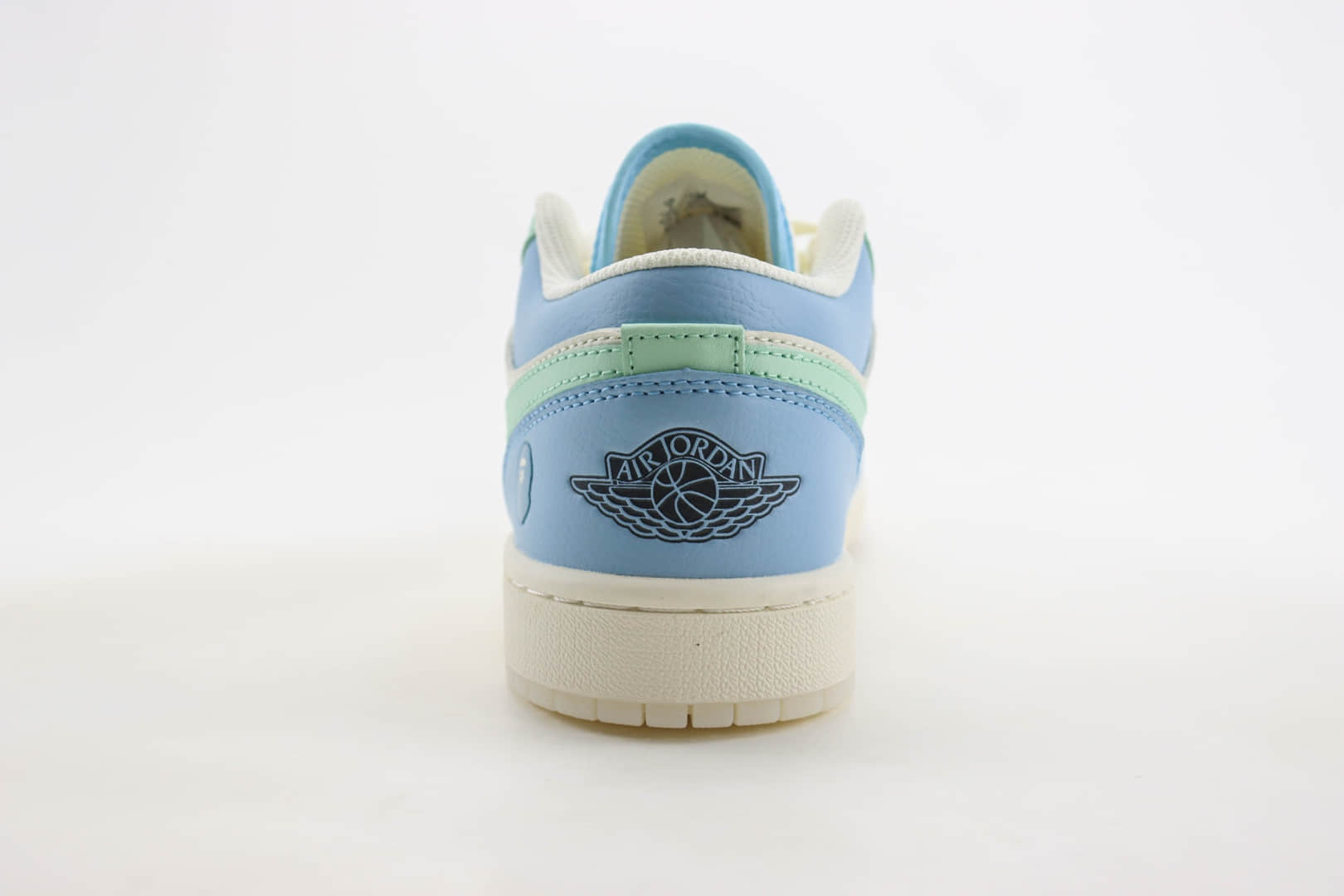 乔丹Air Jordan AJ1 Low X BAPE纯原版本猿人头联名款低帮AJ1板鞋 莆田AJ货源 货号：JJ8688-006