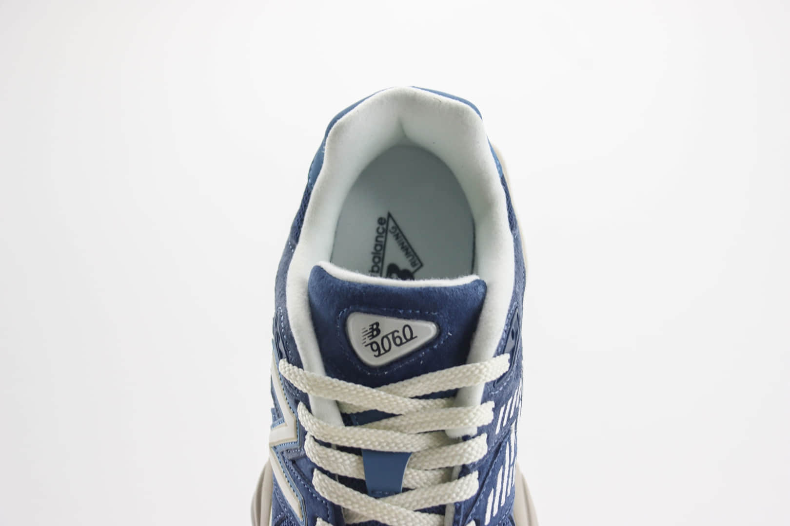 新百伦New Balance 9060纯原版本NB9060深蓝色复古慢跑鞋 莆田新百伦货源 货号:U9060EEF