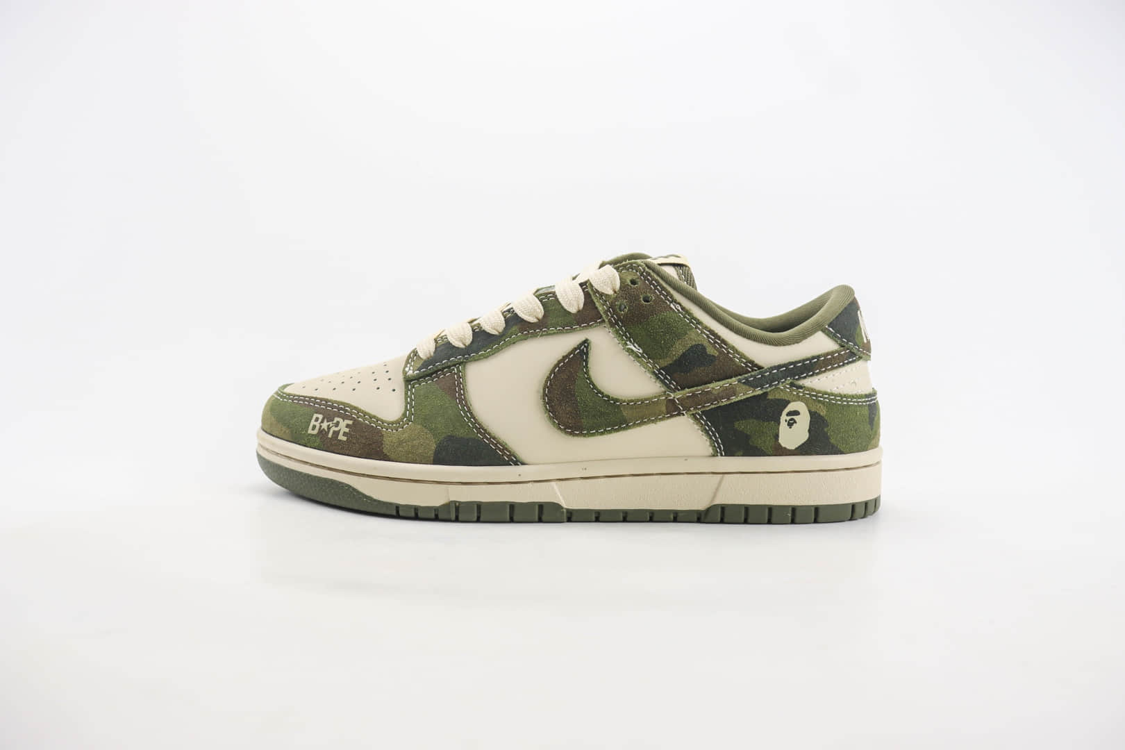 耐克BAPE x Nike SB Dunk Low纯原版本猿人头联名SB Dunk丛林迷彩滑板板鞋 莆田耐克批发 货号:CH6336-230