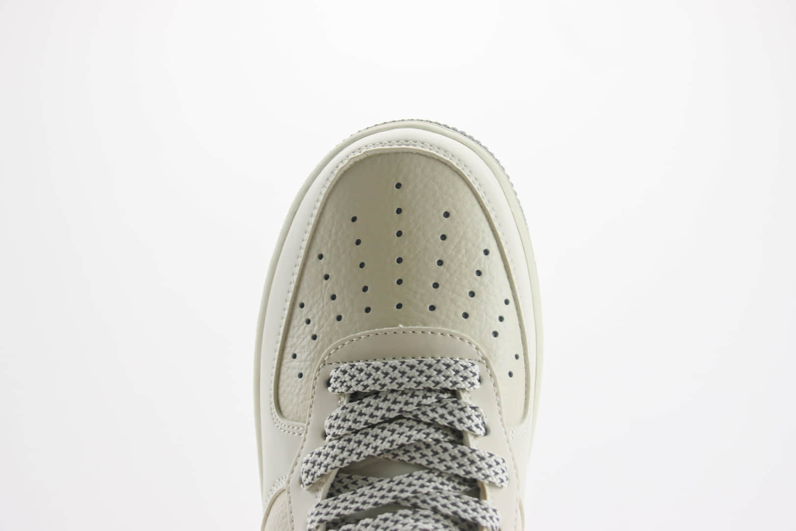 耐克Nike Air Force 1 Mid纯原版本中帮空军一号AF1米灰色板鞋 莆田耐克代理 货号:SH0235-522