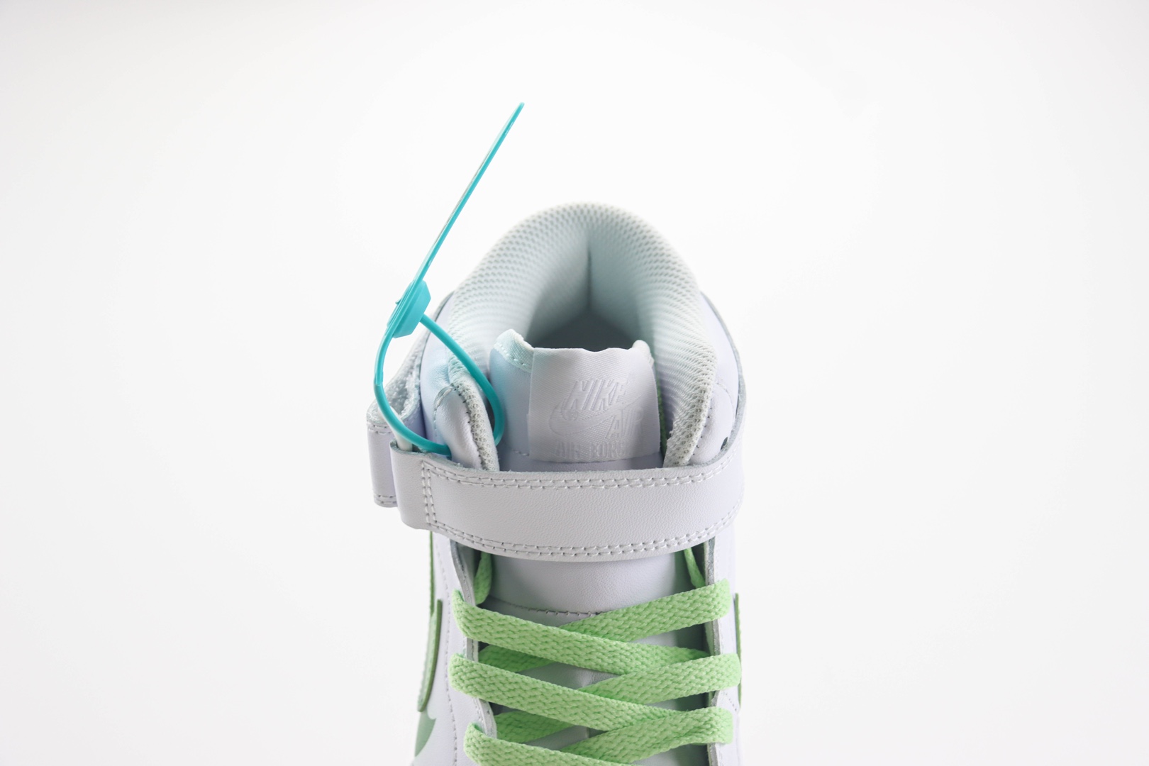 耐克Nike Air Force 1 Mid纯原版本空军一号中帮AF1白绿涂鸦断勾板鞋 莆田耐克货源 货号:CW2289-111