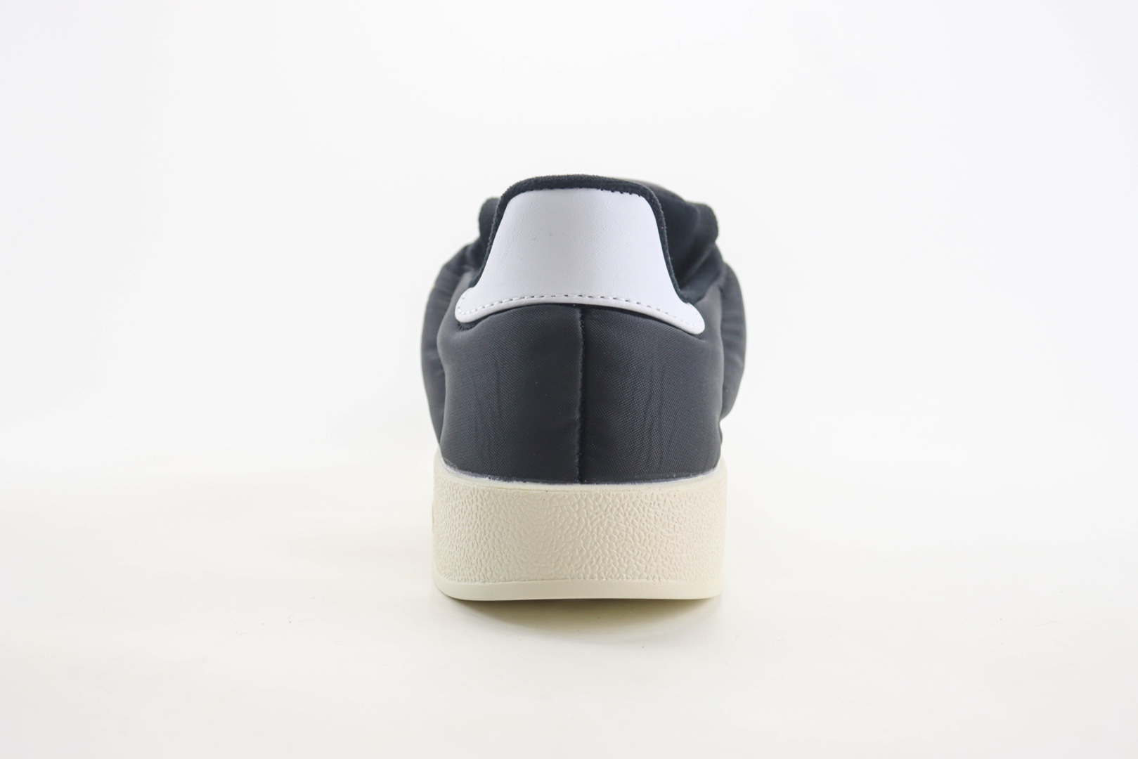 阿迪达斯adidas Originals Tenis Samba Home纯原版本黑白金标面包鞋 莆田阿迪达斯货源 货号：IE1434