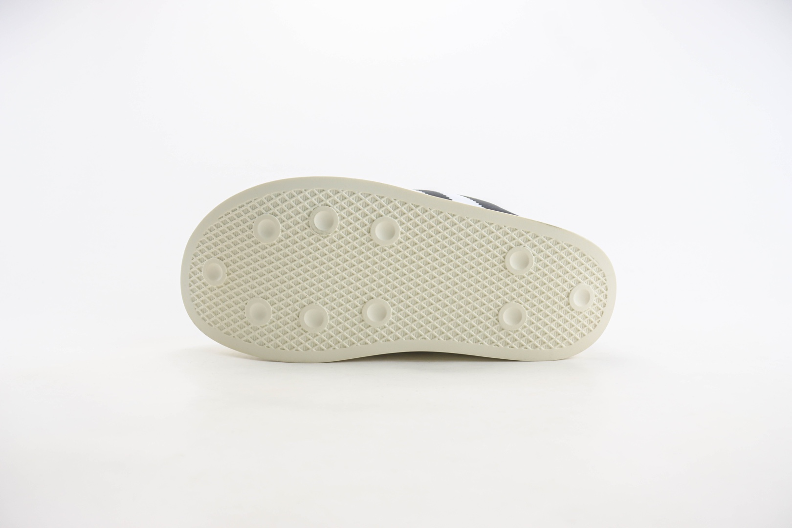 阿迪达斯adidas Originals Tenis Samba Home纯原版本黑白金标面包鞋 莆田阿迪达斯货源 货号：IE1434