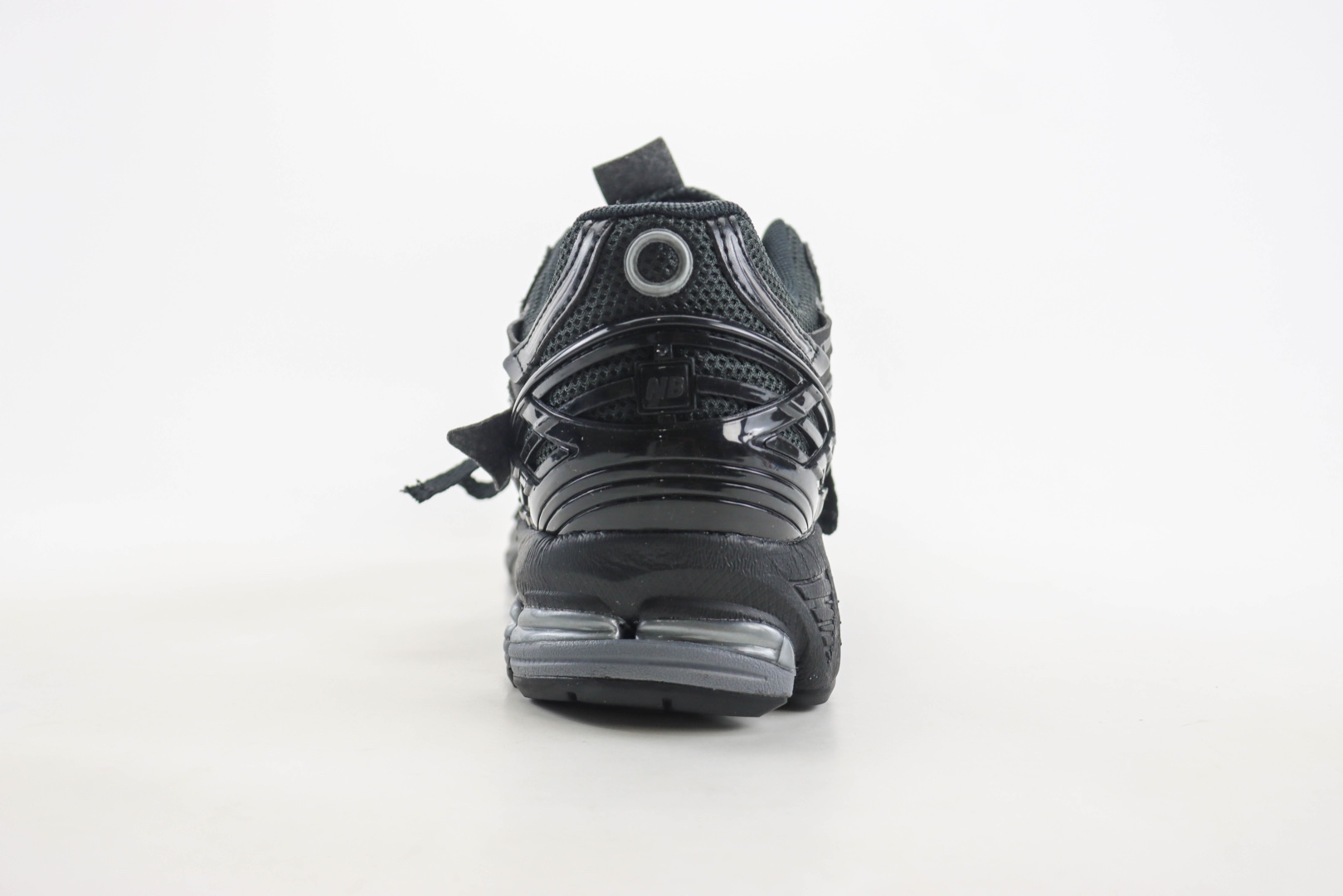 新百伦New Balance 1906纯原版本黑武士NB1906复古解构老爹鞋 莆田新百伦货源 货号:M1906AF