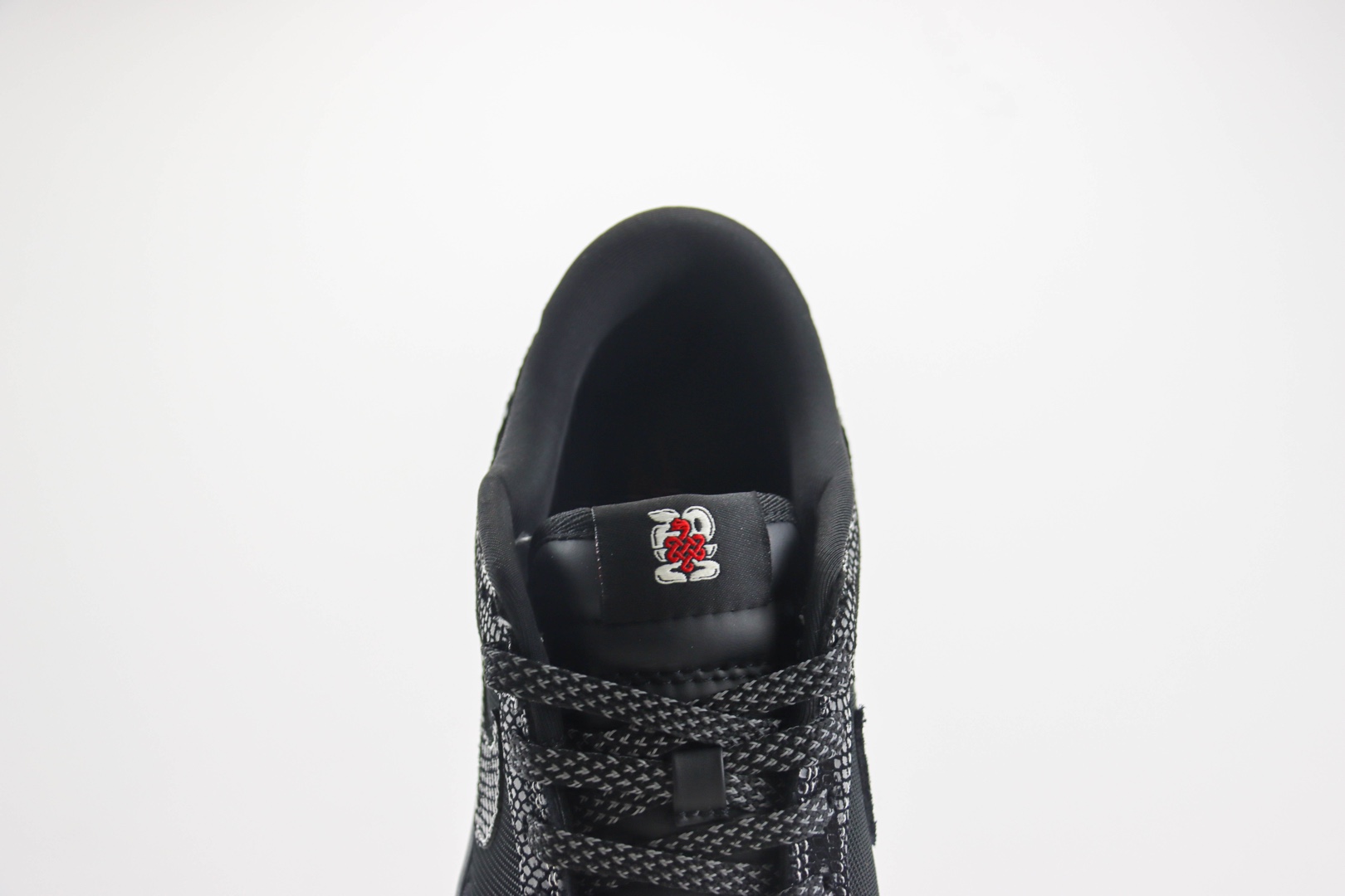 耐克Nike Dunk Low纯原版本低帮Dunk蛇年限定黑蛇休闲运动板鞋 莆田天花板Dunk 货号：CH8311-233