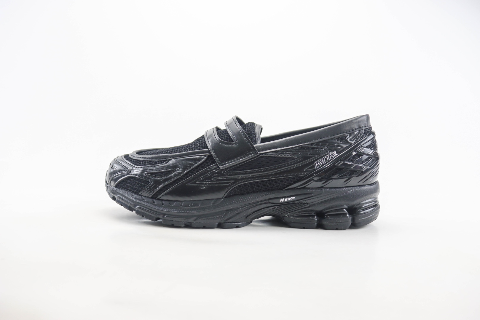 新百伦New Balance 1906纯原版本NB1906黑色一脚蹬豆豆鞋复古运动鞋 莆田新百伦货源 货号:U1906LAI