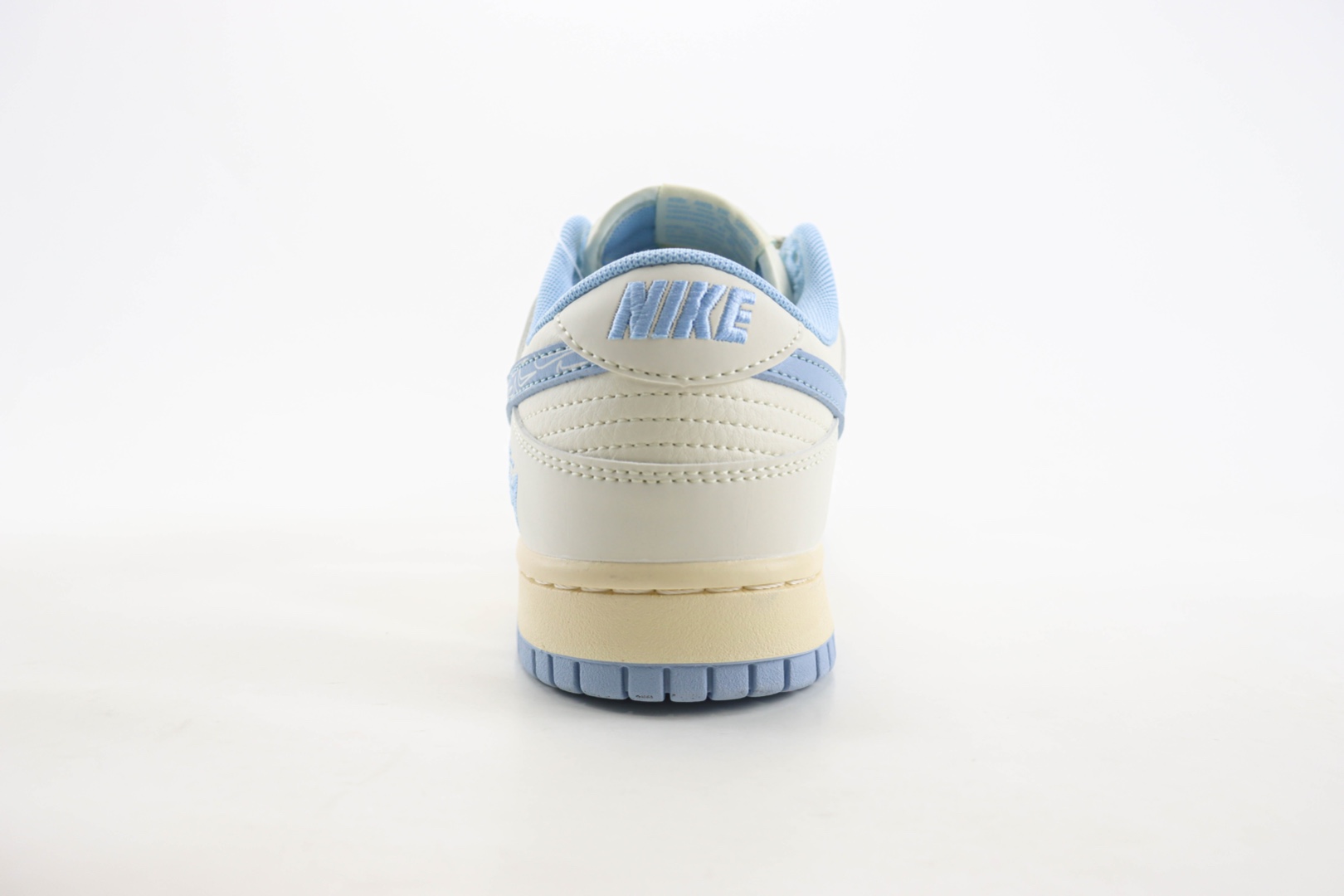 耐克Stussy x Nike SB Dunk Low纯原版本斯图西联名SB Dunk米蓝色多勾印花板鞋 莆田耐克代理 货号:XS6088-503