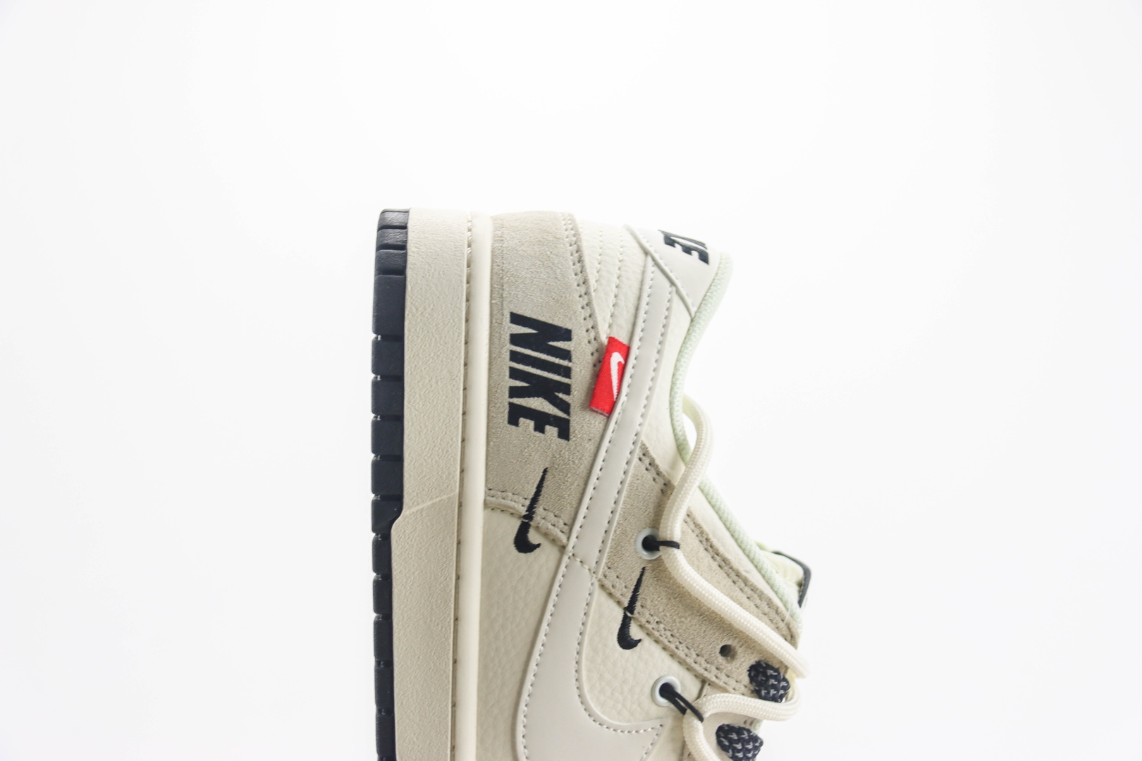 耐克Nike SB Dunk Low纯原版本低帮SB Dunk米灰抽绳绑带板鞋 莆田耐克代理 货号：XX3168-118