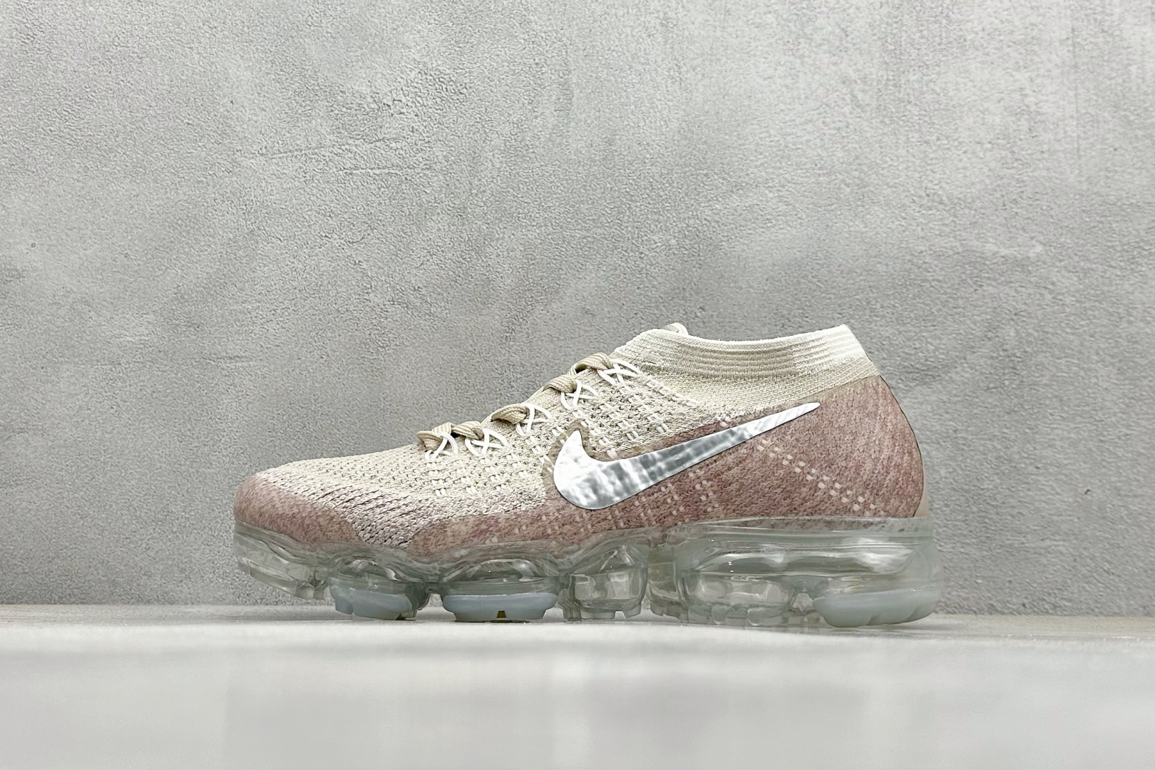 耐克Nike Air Vapormax Flyknit纯原版本樱花粉渐变全掌气垫跑鞋 莆田耐克工厂 货号:849557-202