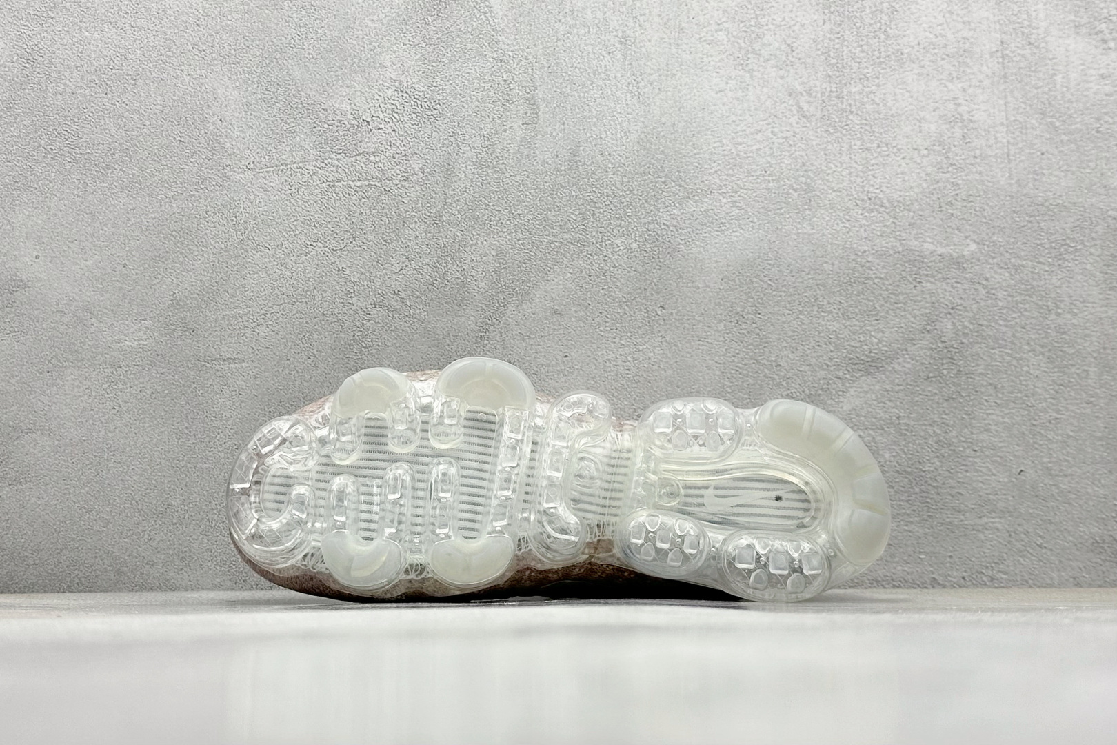 耐克Nike Air Vapormax Flyknit纯原版本樱花粉渐变全掌气垫跑鞋 莆田耐克工厂 货号:849557-202