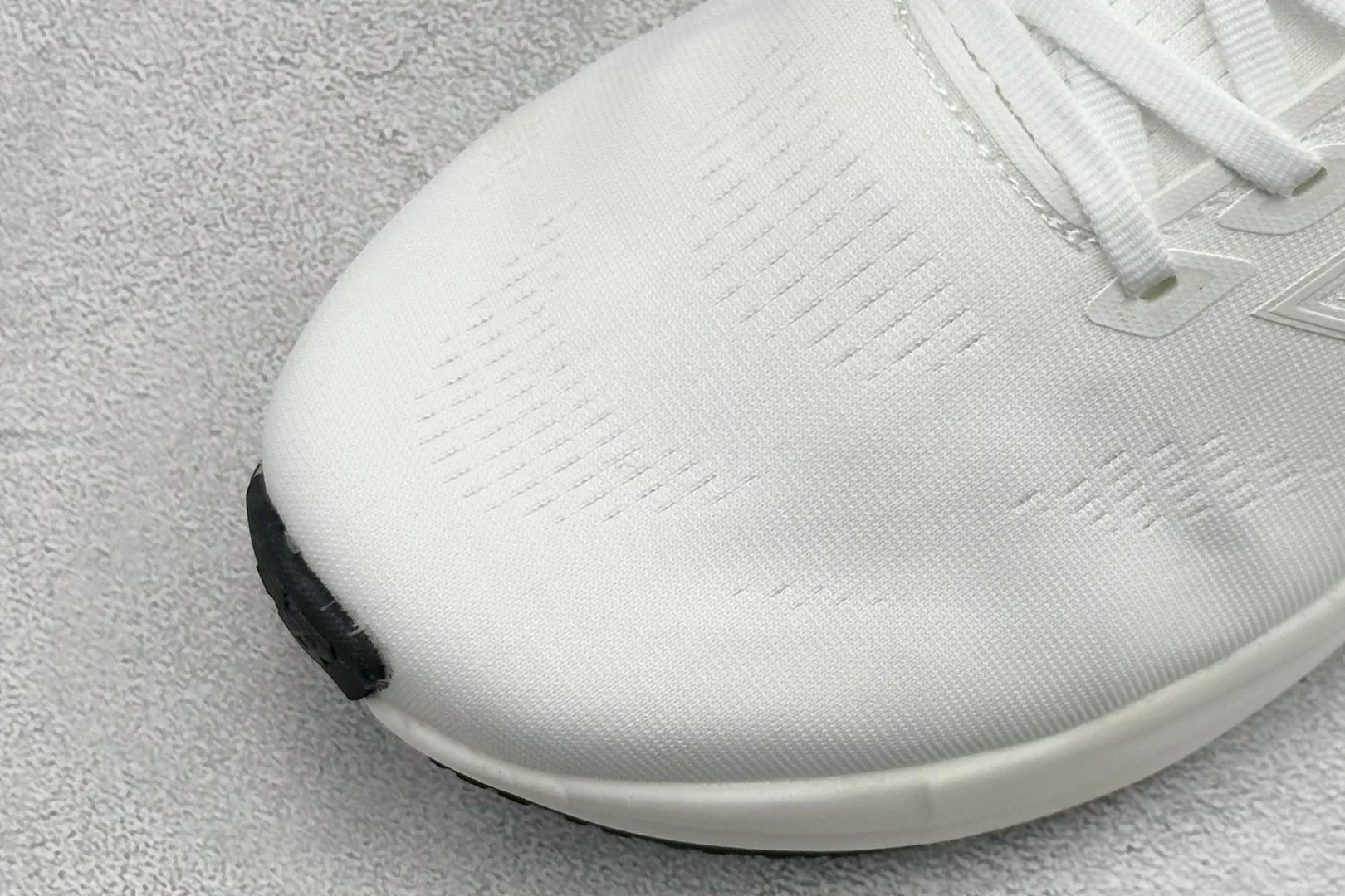 新百伦New Balance W880纯原版本M880白色缓震跑鞋 莆田新百伦货源 货号：W880W15